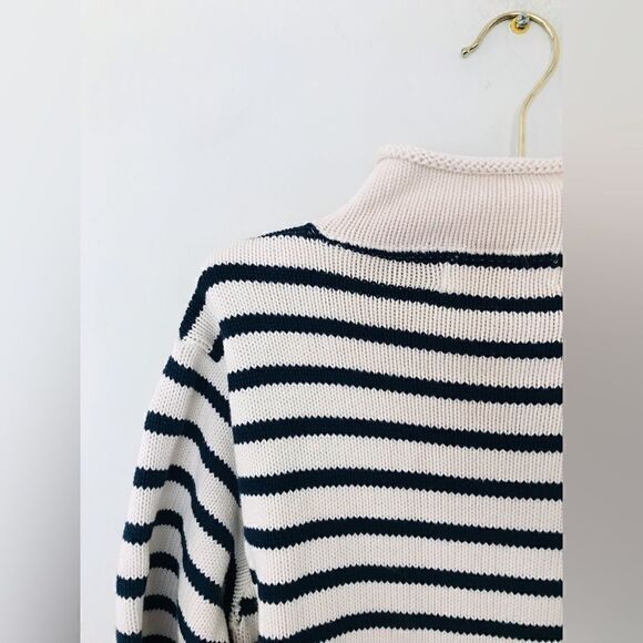 On deck clothing | navy and white turtleneck sweater | size large - Picture 7 of 7